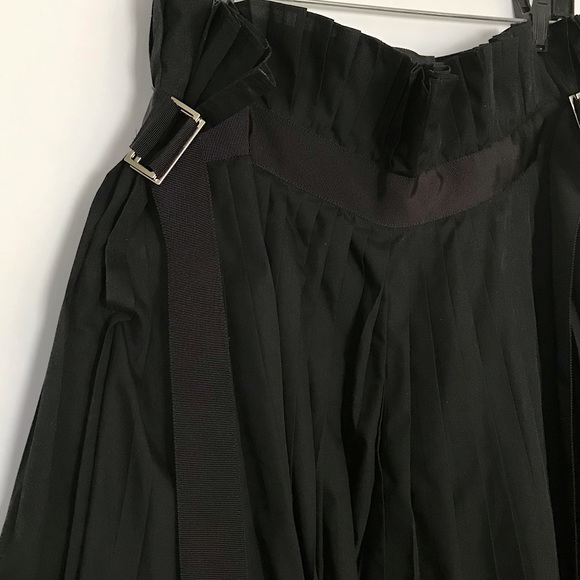 Sacai Poplin Pleated Culottes - Picture 7 of 11